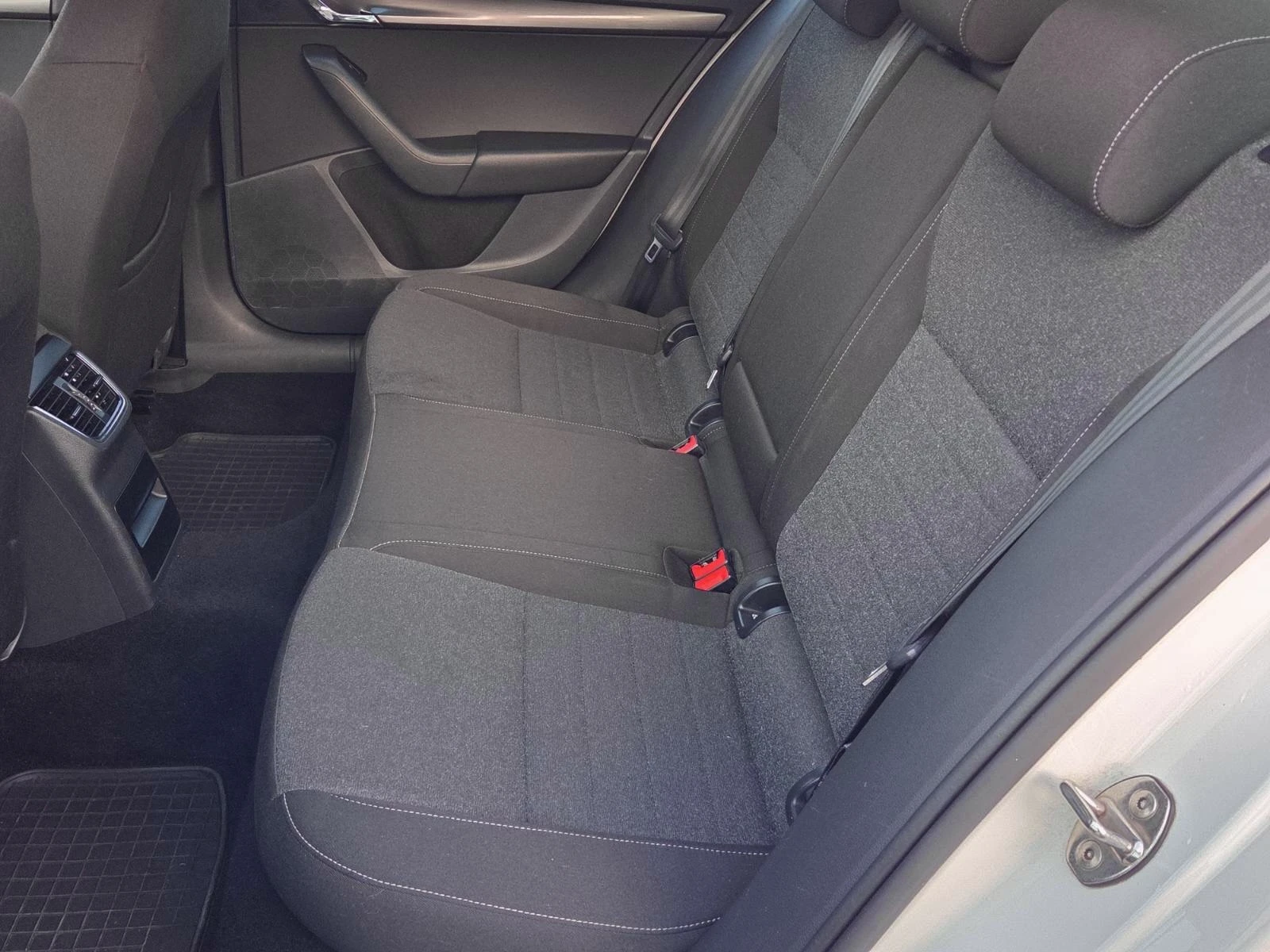 Skoda Octavia 1.6TDI/FACELIFT/SOLEIL | Mobile.bg � ����������� 10