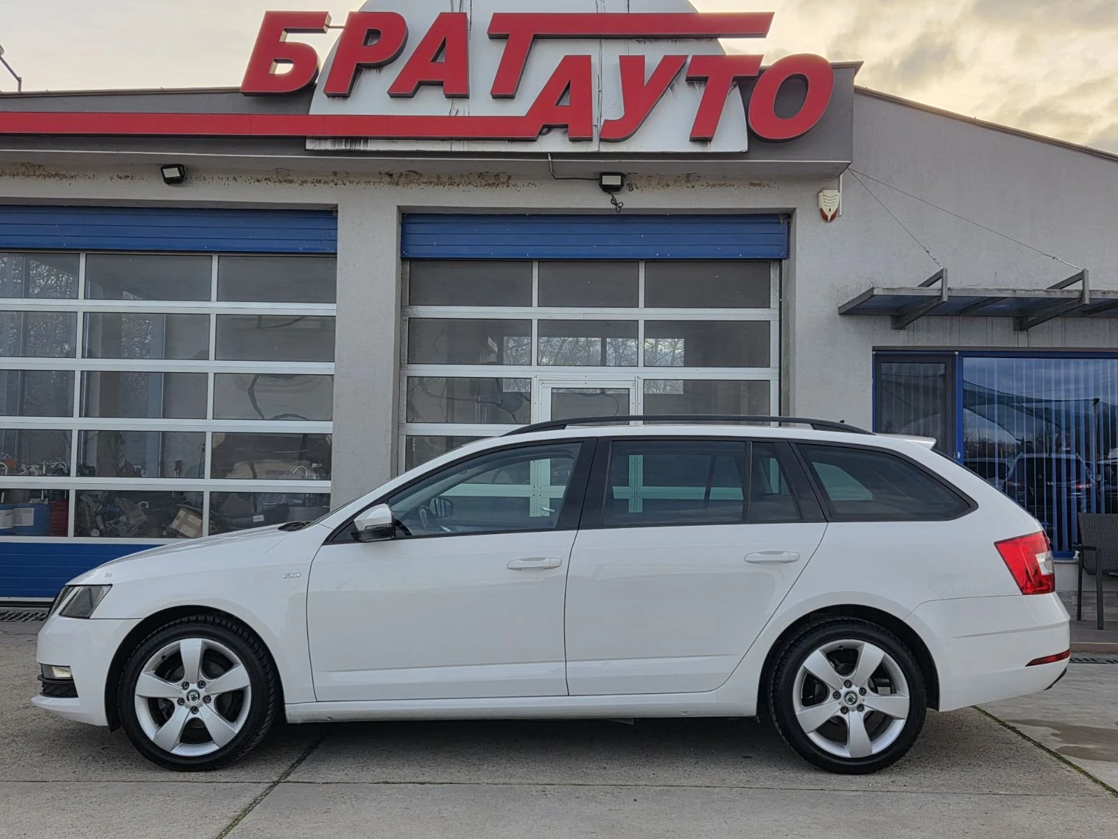 Skoda Octavia 1.6TDI/FACELIFT/SOLEIL | Mobile.bg � ����������� 6