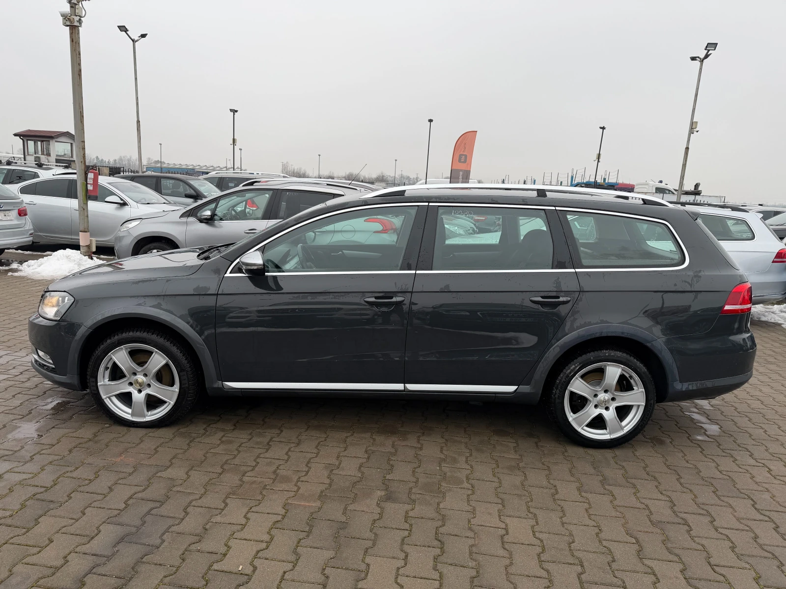 VW Alltrack PASSAT 2.0TDI 4MOTION AVTOMAT/NAVI EURO 5 - изображение 9
