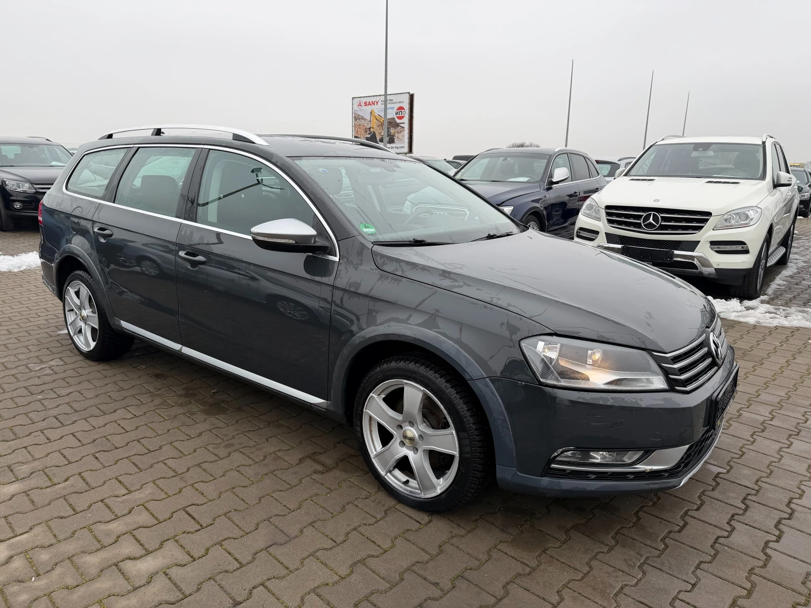 VW Alltrack PASSAT 2.0TDI 4MOTION AVTOMAT/NAVI EURO 5 - изображение 4