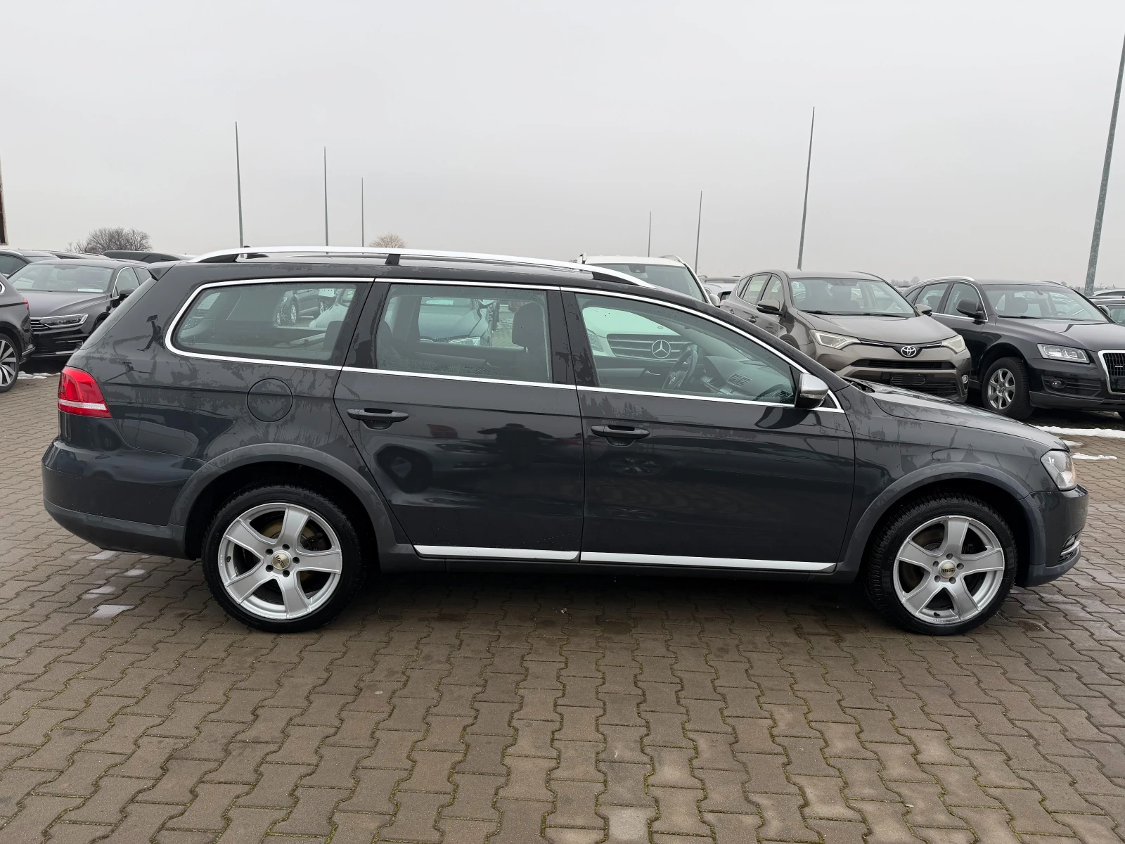 VW Alltrack PASSAT 2.0TDI 4MOTION AVTOMAT/NAVI EURO 5 - изображение 5