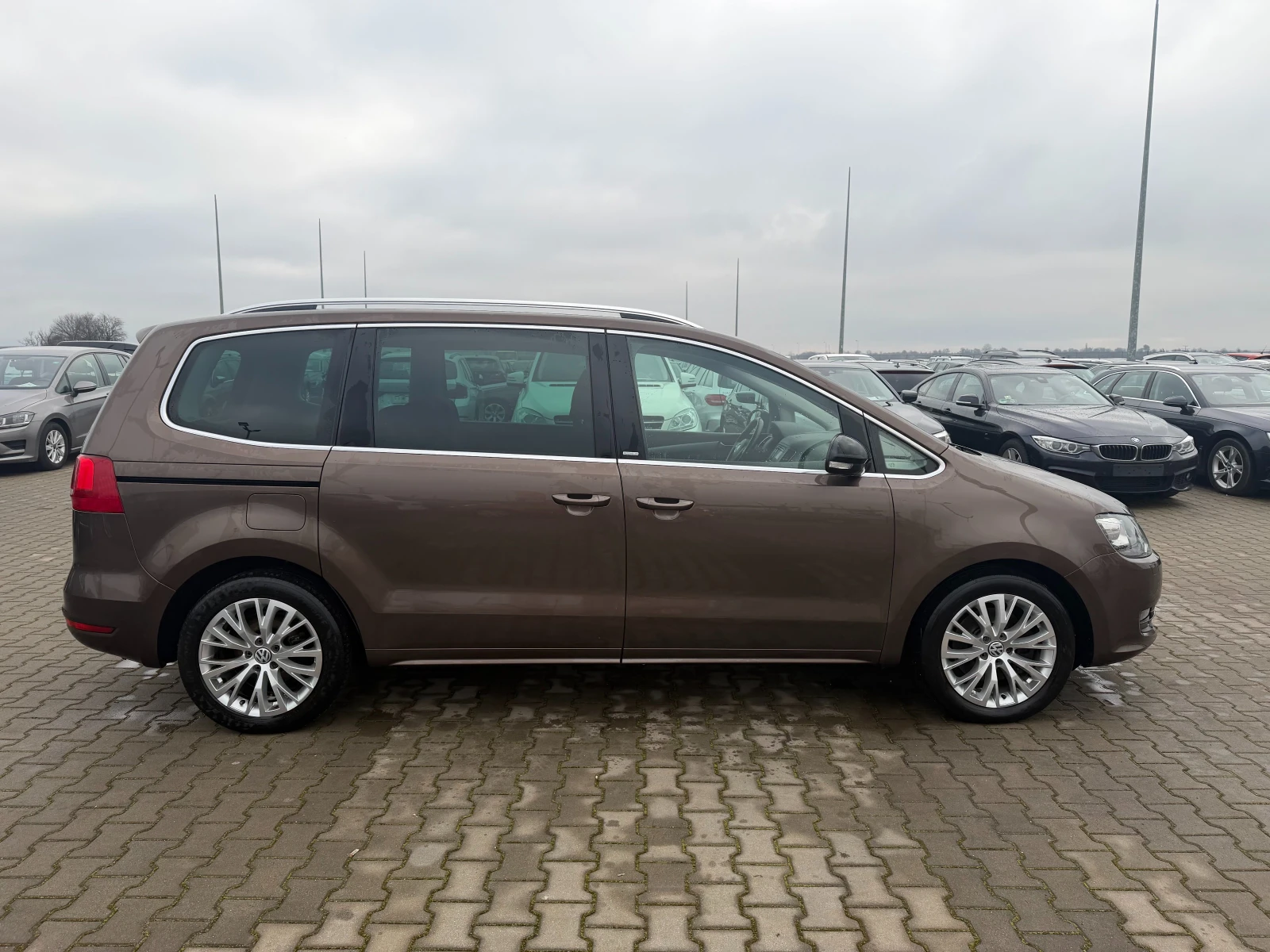 VW Sharan 2.0TDI NAVI/PANORAMA 6+ 1 EURO 5 - изображение 5