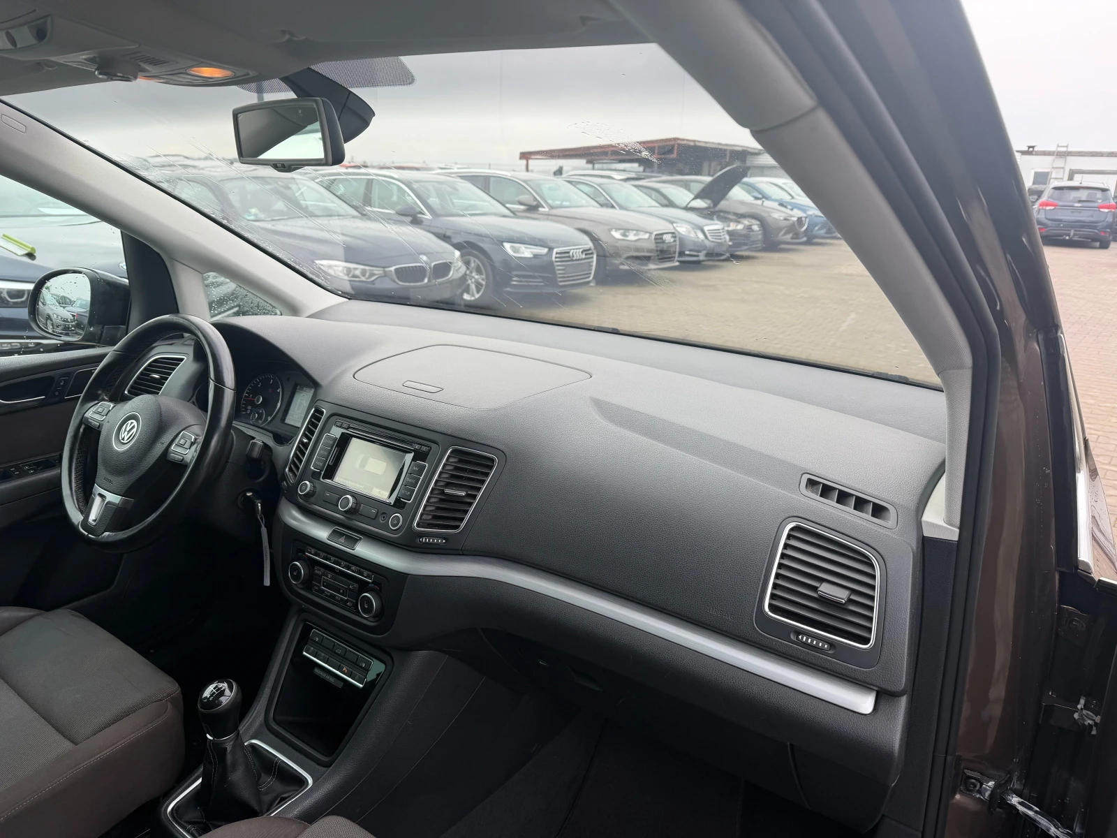 VW Sharan 2.0TDI NAVI/PANORAMA 6+ 1 EURO 5 | Mobile.bg � ����������� 12