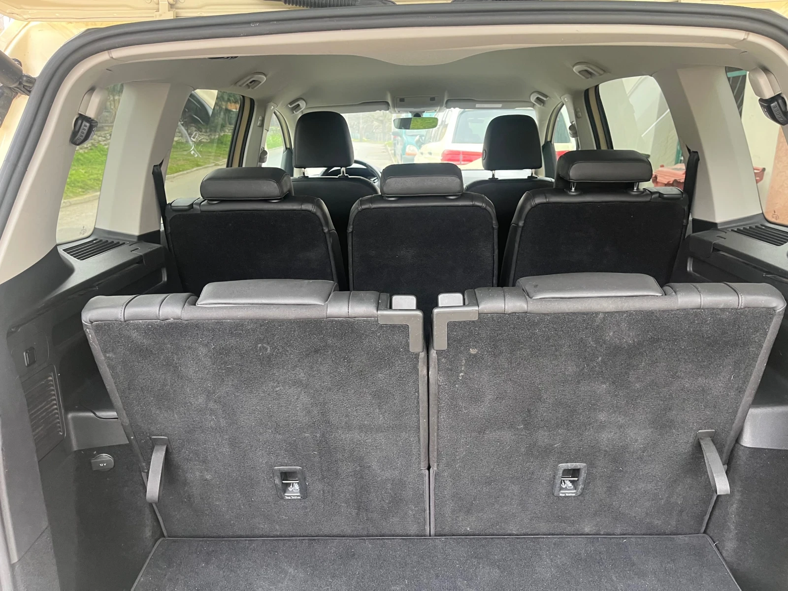 VW Touran 2.0TDI - изображение 6