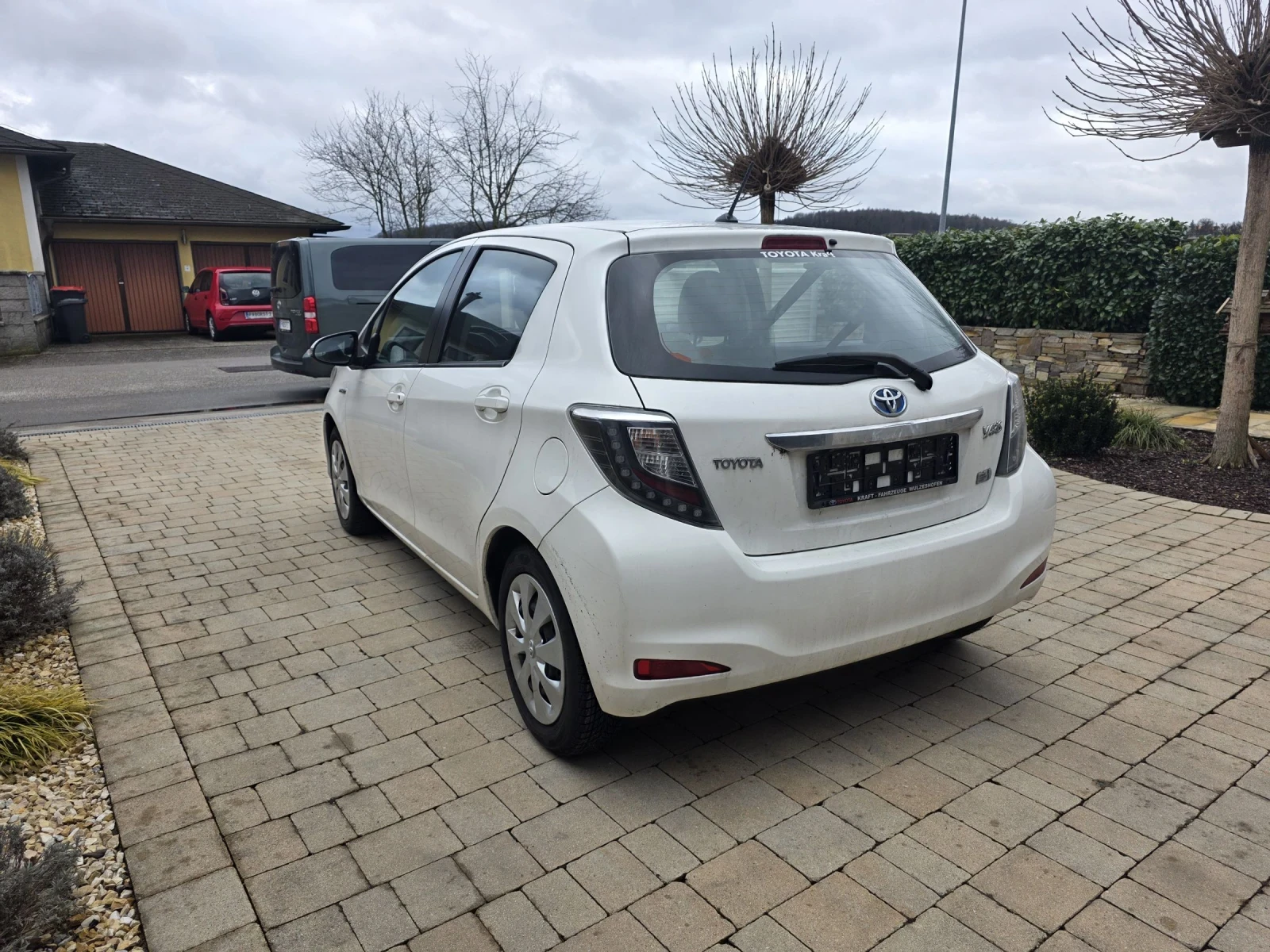 Toyota Yaris Fecelift С-История в Toyota Навигация Камера  - изображение 6