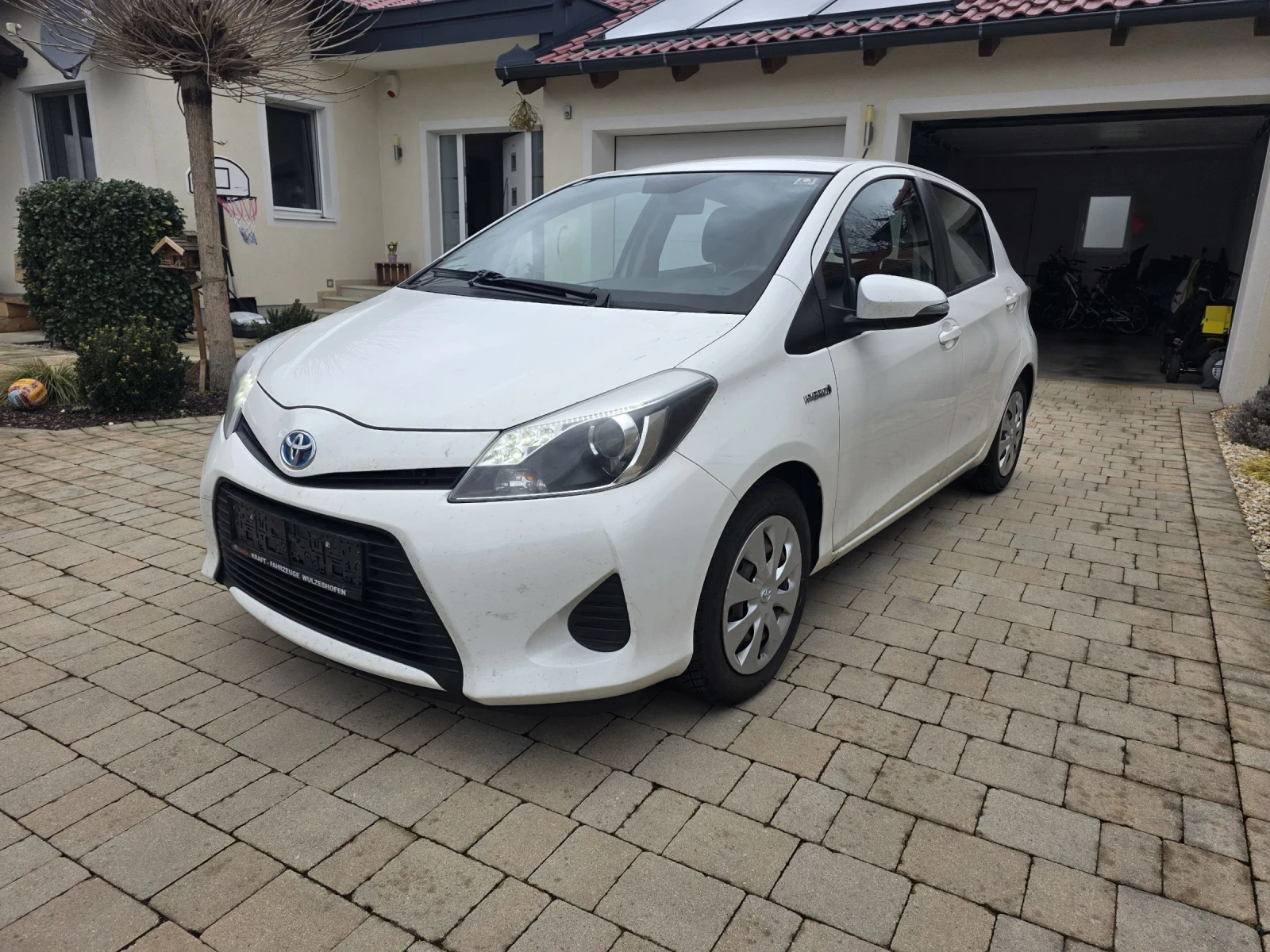 Toyota Yaris Fecelift С-История в Toyota Навигация Камера  - изображение 3