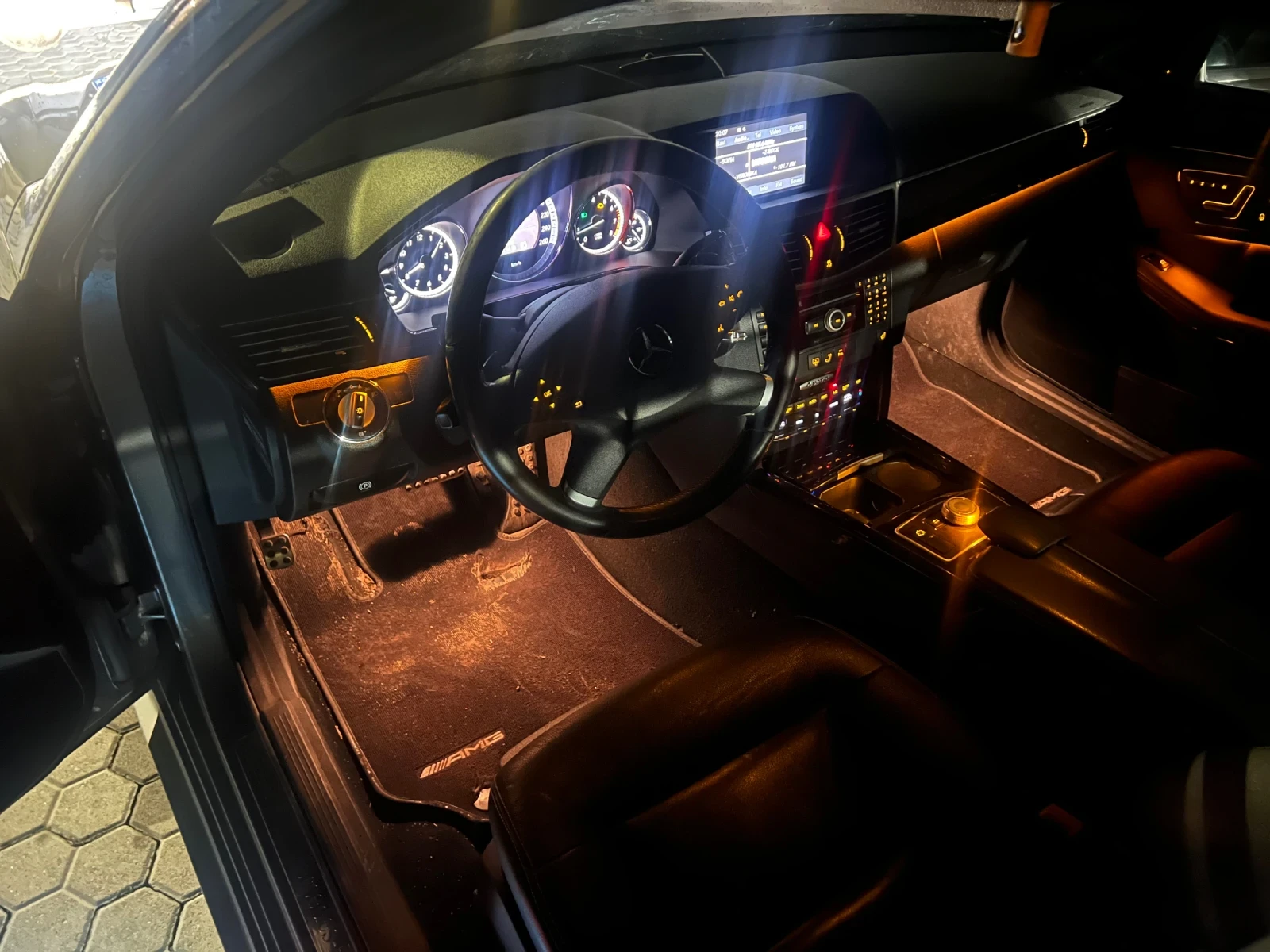 Mercedes-Benz E 350  - изображение 5