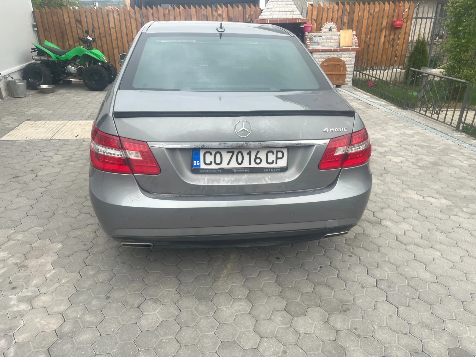 Mercedes-Benz E 350  - изображение 3