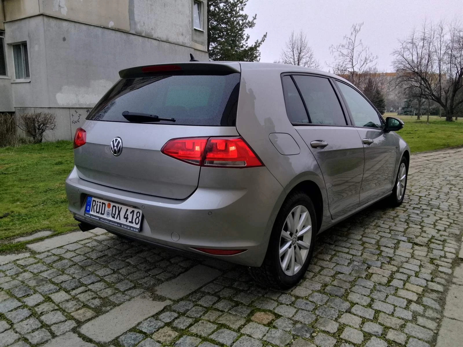 VW Golf 1.6TDI Автоматик 100хил км, снимка 7 - Автомобили и джипове - 53716699