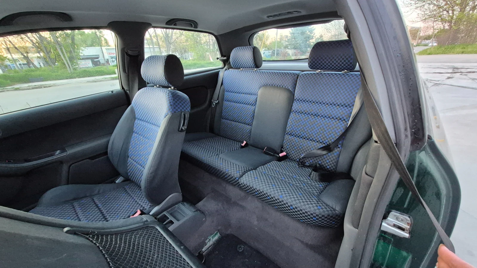 Audi A3 1.8 Газ/Инж 125 Коня, снимка 8 - Автомобили и джипове - 54304244