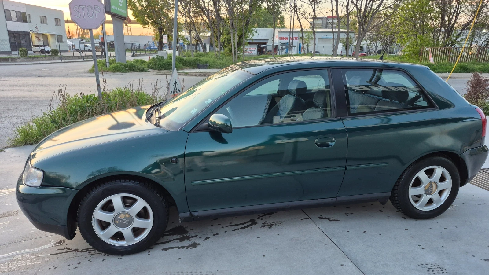 Audi A3 1.8 Газ/Инж 125 Коня, снимка 4 - Автомобили и джипове - 54304244