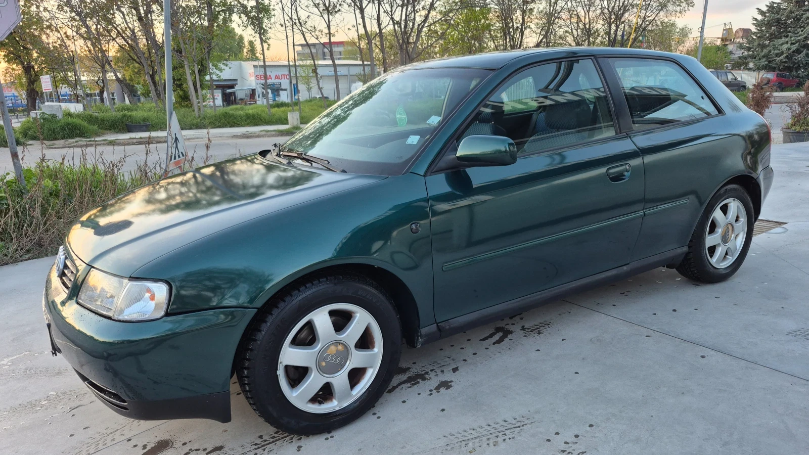 Audi A3 1.8 Газ/Инж 125 Коня, снимка 7 - Автомобили и джипове - 54304244