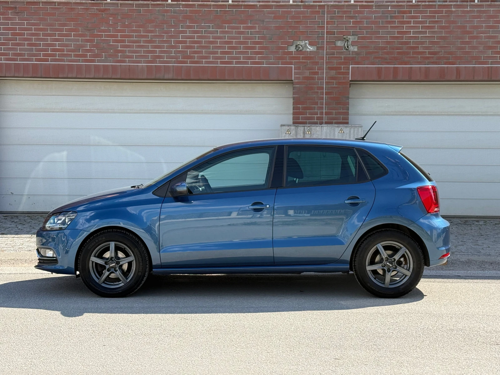 VW Polo 1.4TDI-AVTOMAT-ШВЕЙЦАРИЯ, снимка 8 - Автомобили и джипове - 54428773
