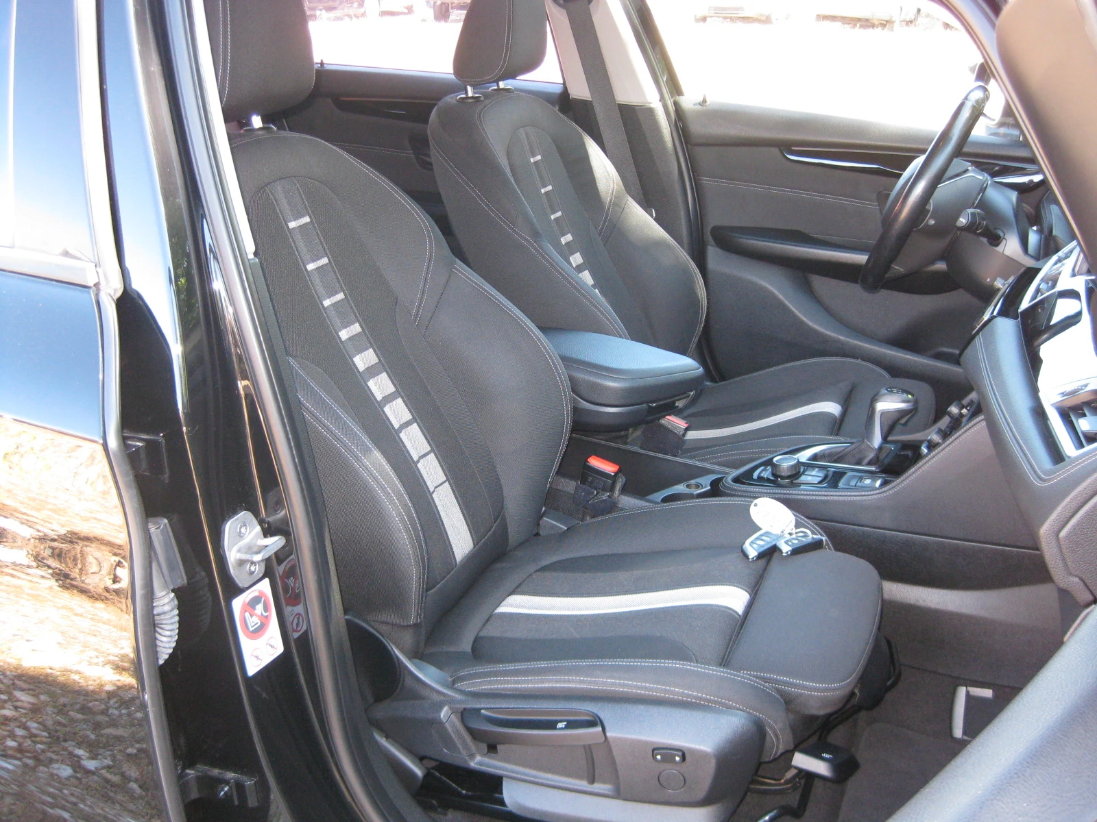 BMW 220 d Active Tourer Luxury, снимка 13 - Автомобили и джипове - 54598410