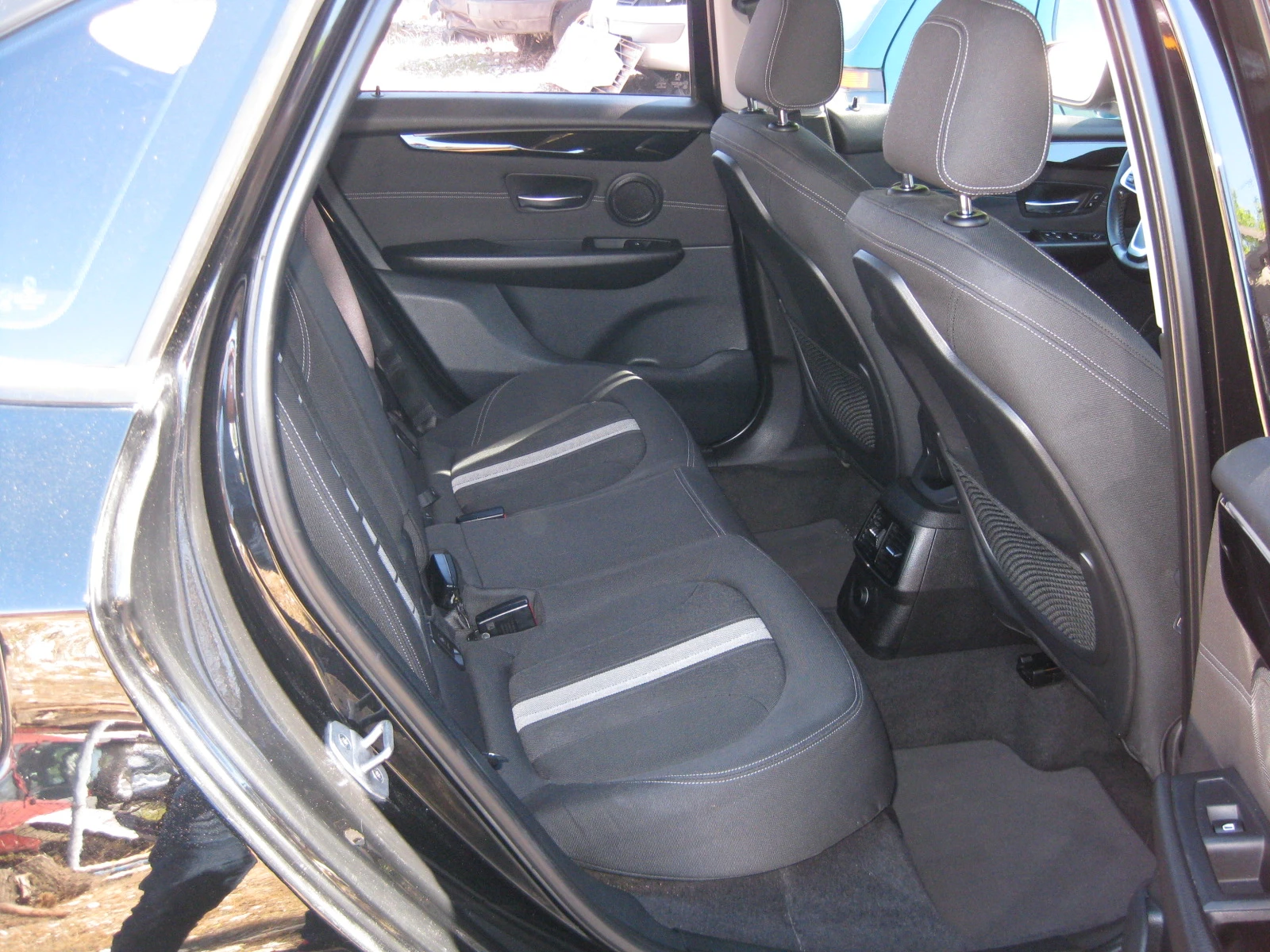 BMW 220 d Active Tourer Luxury, снимка 14 - Автомобили и джипове - 54598410