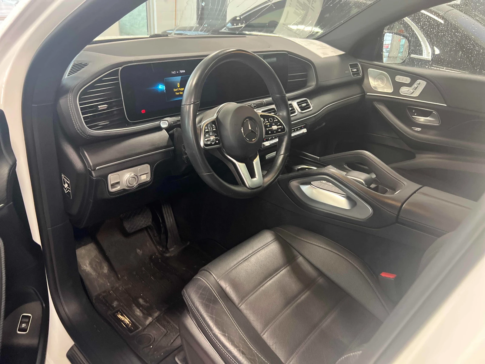 Mercedes-Benz GLE 450 Keyless * CARFAX * АВТО КРЕДИТ * , снимка 7 - Автомобили и джипове - 54723392