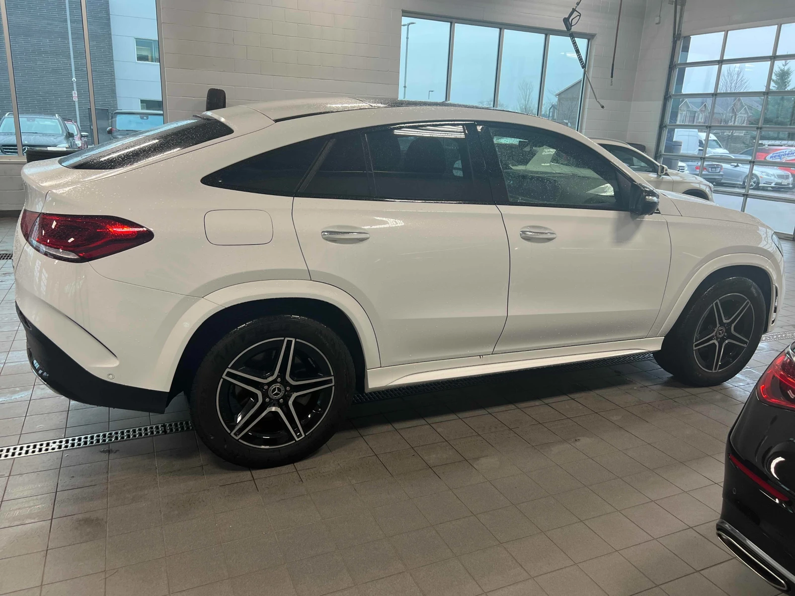 Mercedes-Benz GLE 450 Keyless * CARFAX * АВТО КРЕДИТ * , снимка 4 - Автомобили и джипове - 54723392