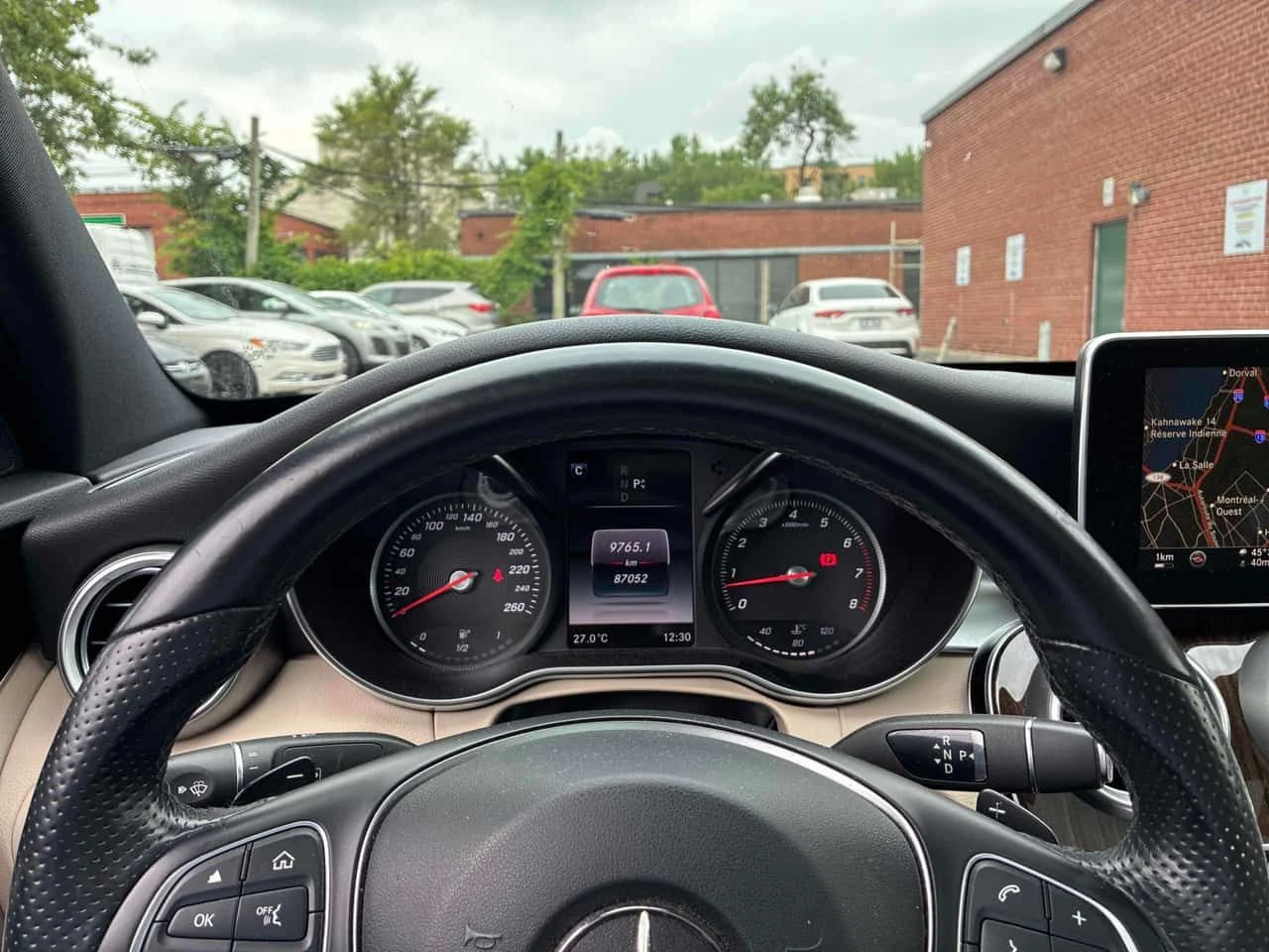 Mercedes-Benz C 300 * CARFAX * ОПЦИЯ ЗА ФИНАНСИРАНЕ, снимка 8 - Автомобили и джипове - 55232194