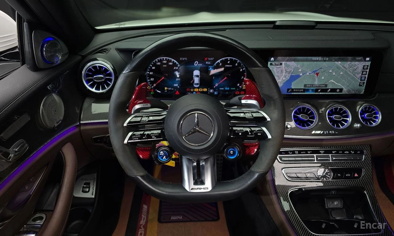 Mercedes-Benz E 53 AMG 4MATIC+ 3D* BURMESTER* ОБДУХВАНЕ* ДИСТРОНИК* ХЕДЪП, снимка 8 - Автомобили и джипове - 55396610