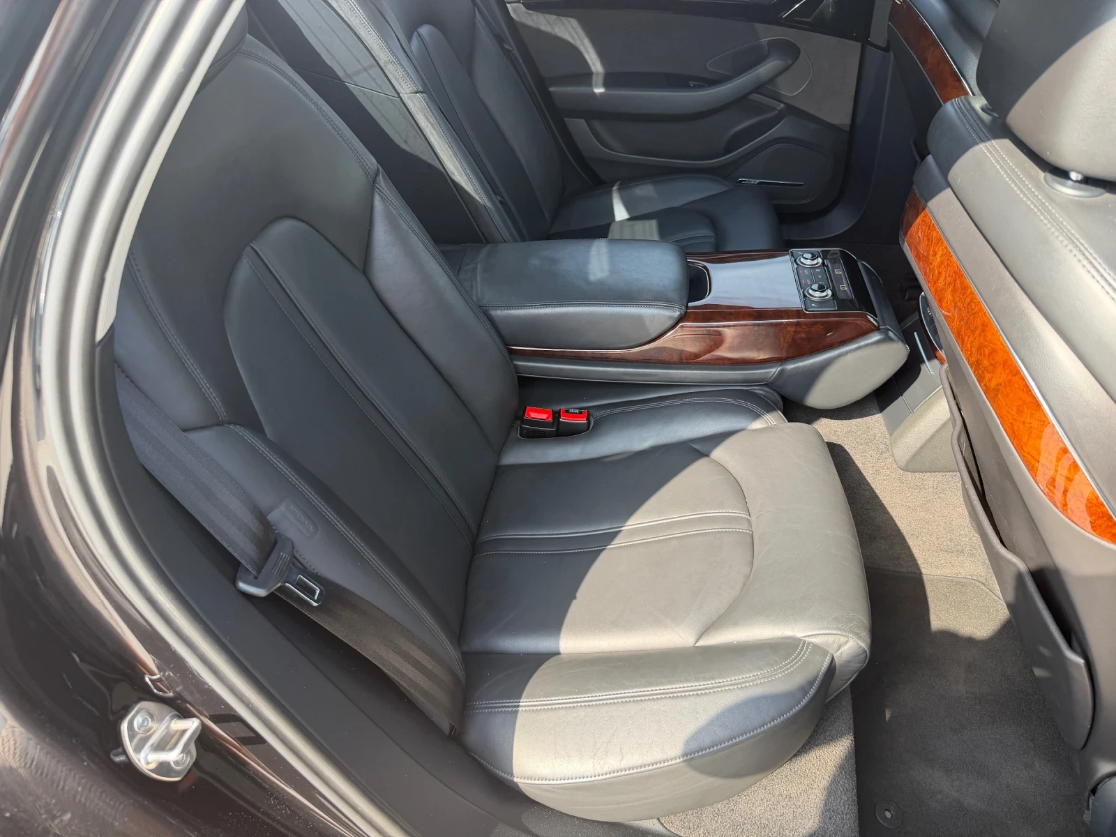 Audi A8 3.0TDI* 2013г* 217.000КМ* Сервизна История* , снимка 12 - Автомобили и джипове - 55658334