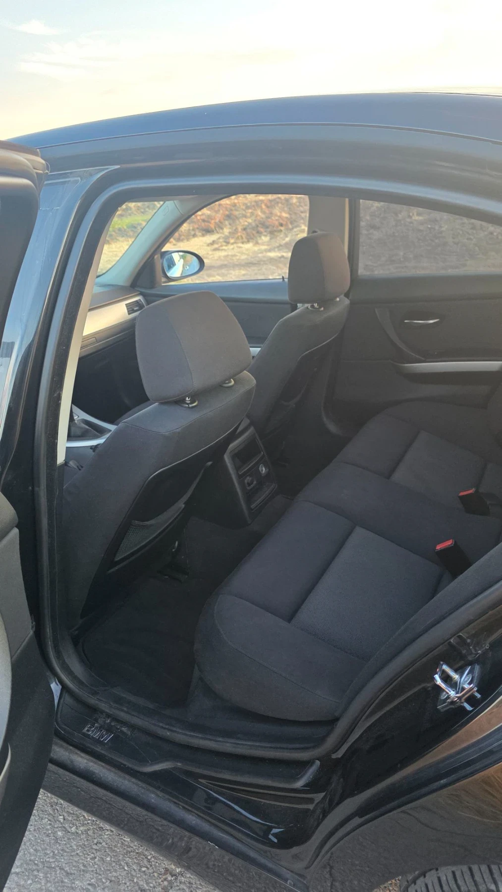 BMW 320, снимка 4 - Автомобили и джипове - 55874180