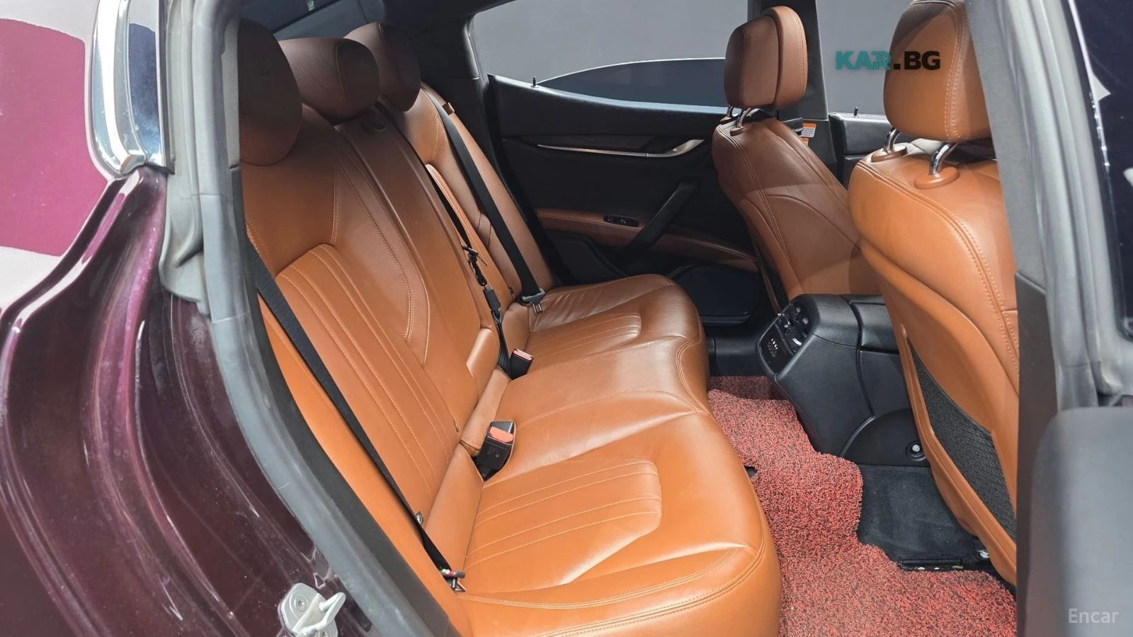 Maserati Ghibli, снимка 14 - Автомобили и джипове - 55992892