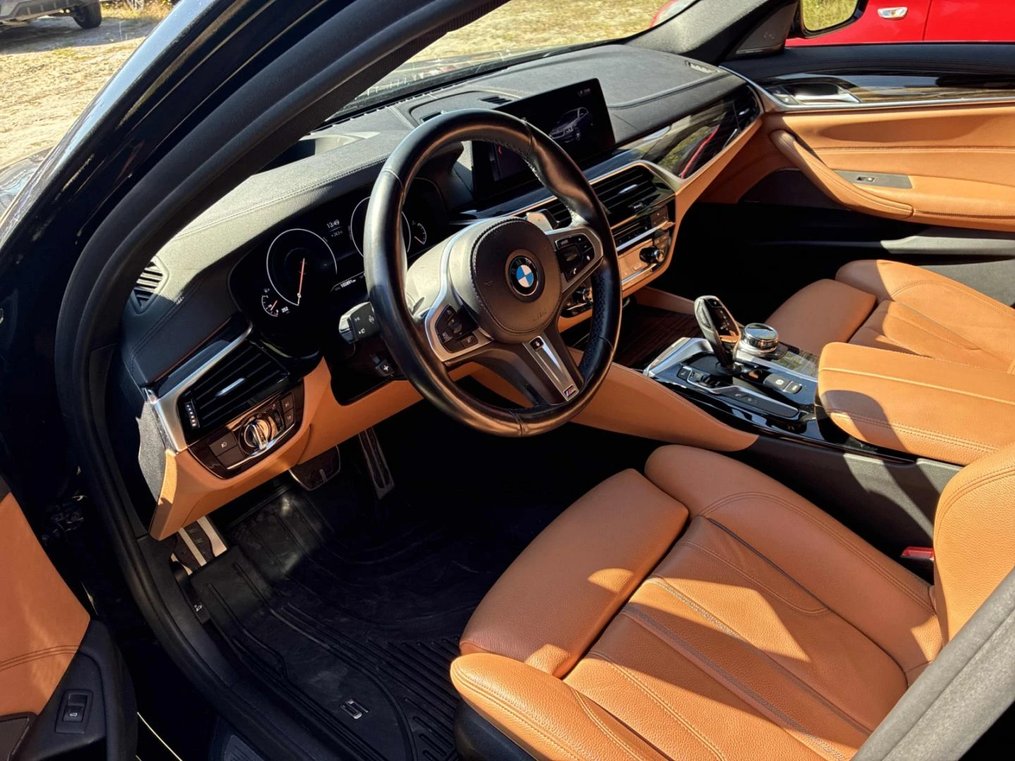 BMW 540 M-pack* 360* Harman/Kardon* Вакуум, снимка 6 - Автомобили и джипове - 56227787
