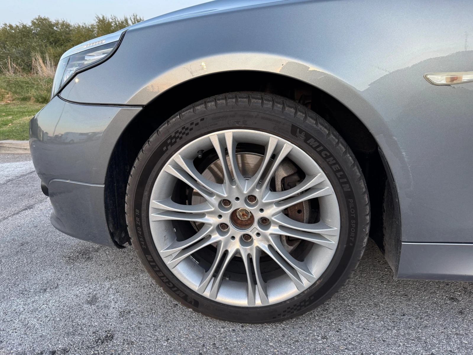 BMW 530 530xi, снимка 3 - Автомобили и джипове - 56429014