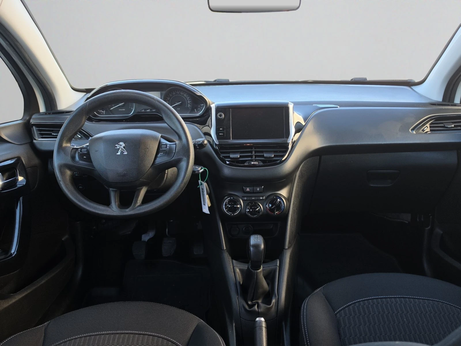 Peugeot 208 5P ACTIVE 1.2 VTi 68 BVM5 EURO 6.2//1901038 | Mobile.bg � ����������� 9