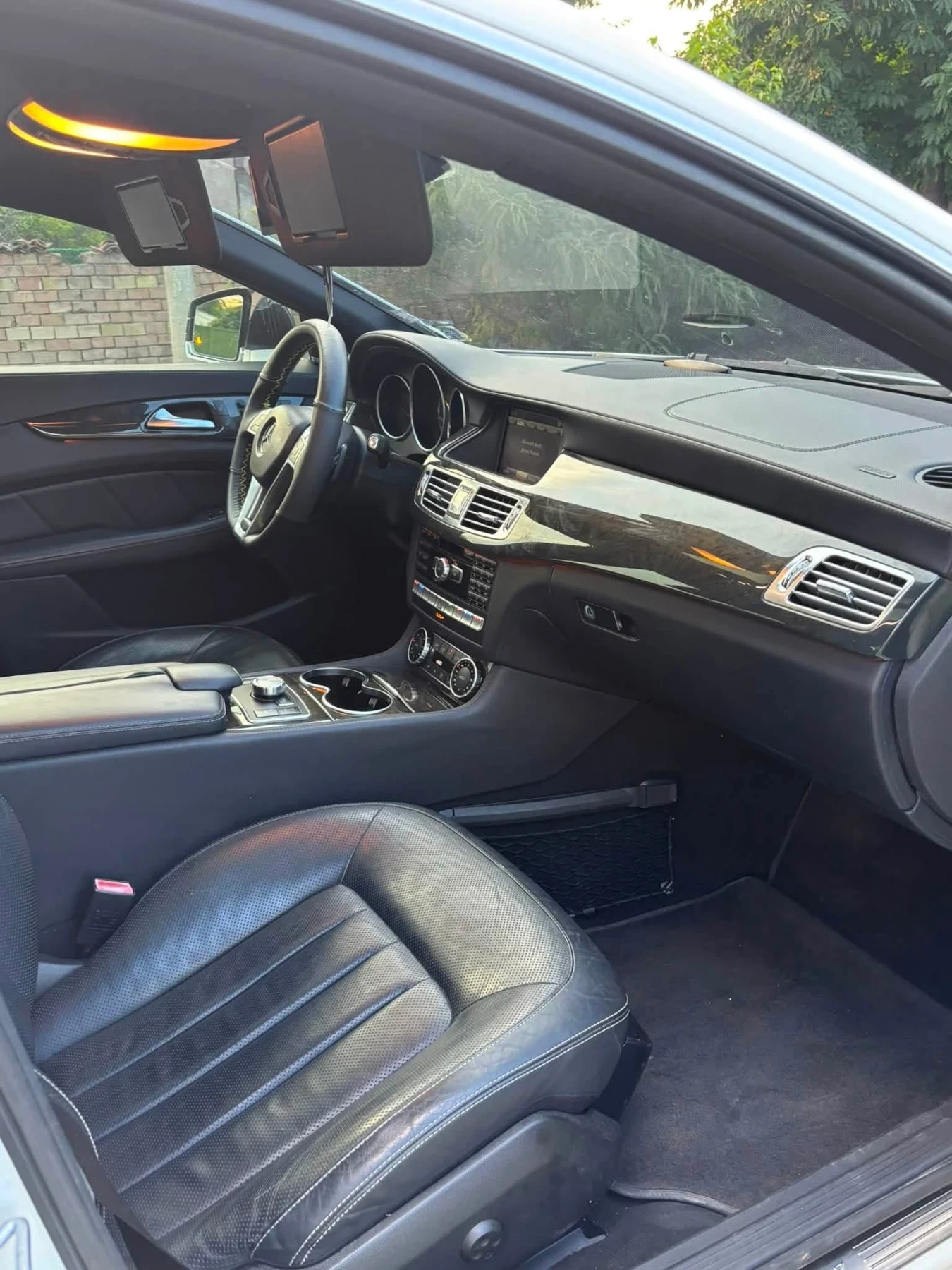 Mercedes-Benz CLS 550, снимка 10 - Автомобили и джипове - 56724658