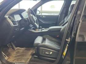 BMW X5 * xDrive40i * ПОДГРЕВИ * 360 * PANO * CARFAX, снимка 5