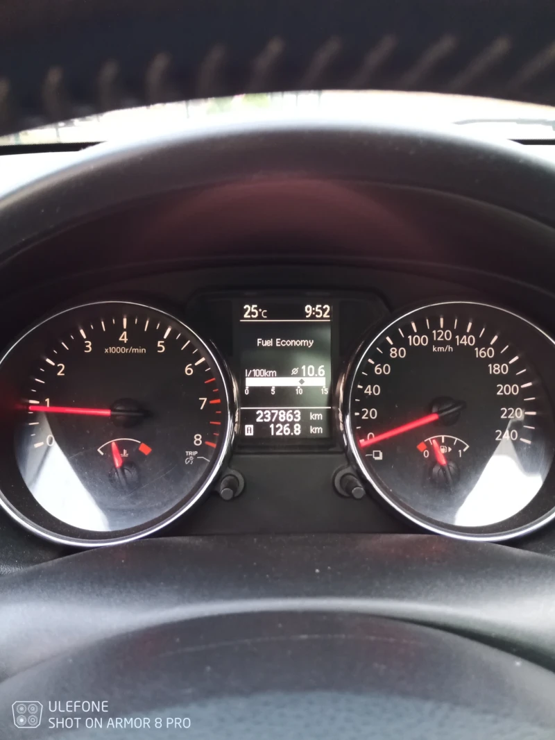 Nissan Qashqai 1.6 LPG , снимка 11 - Автомобили и джипове - 47439002