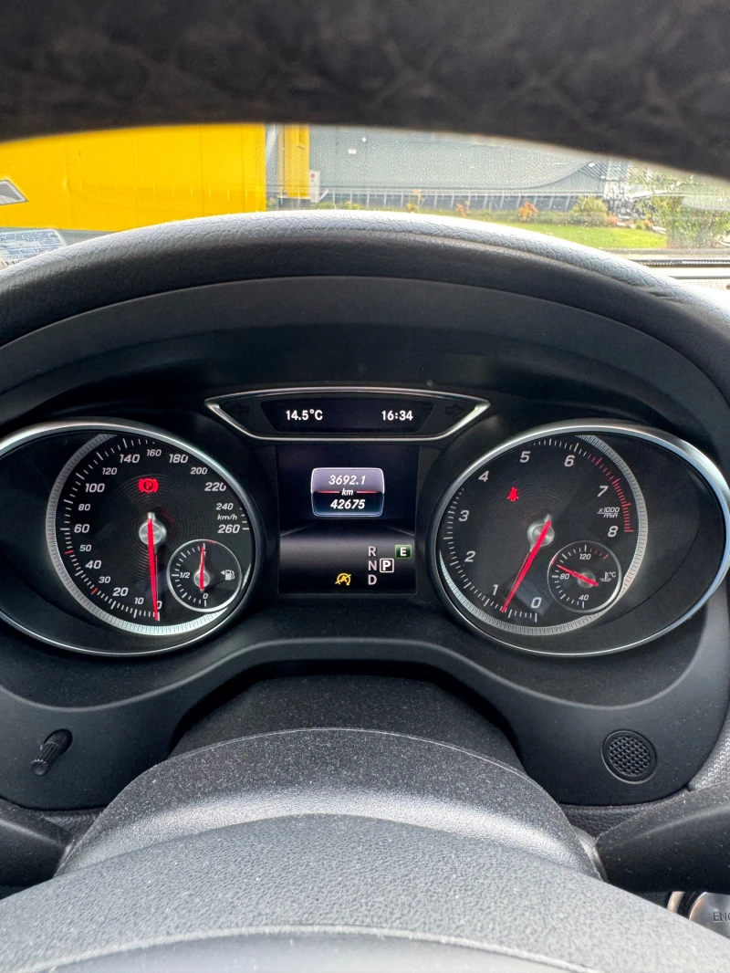 Mercedes-Benz GLA 220 4Matic/Memory/Keyless/Силвър Стар/1ви собственик, снимка 10 - Автомобили и джипове - 52475582