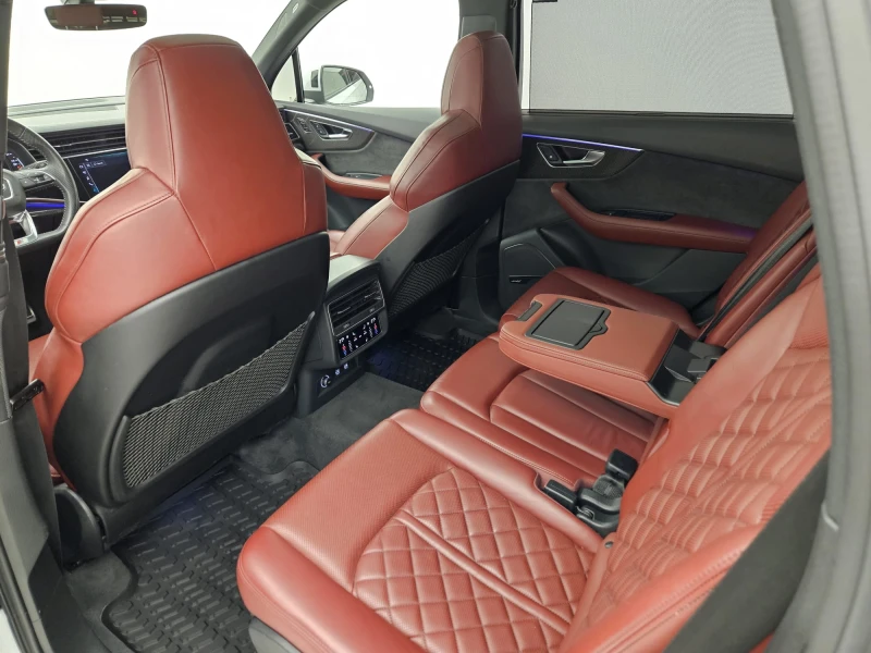 Audi SQ7 quattro 4.0, снимка 12 - Автомобили и джипове - 52622569
