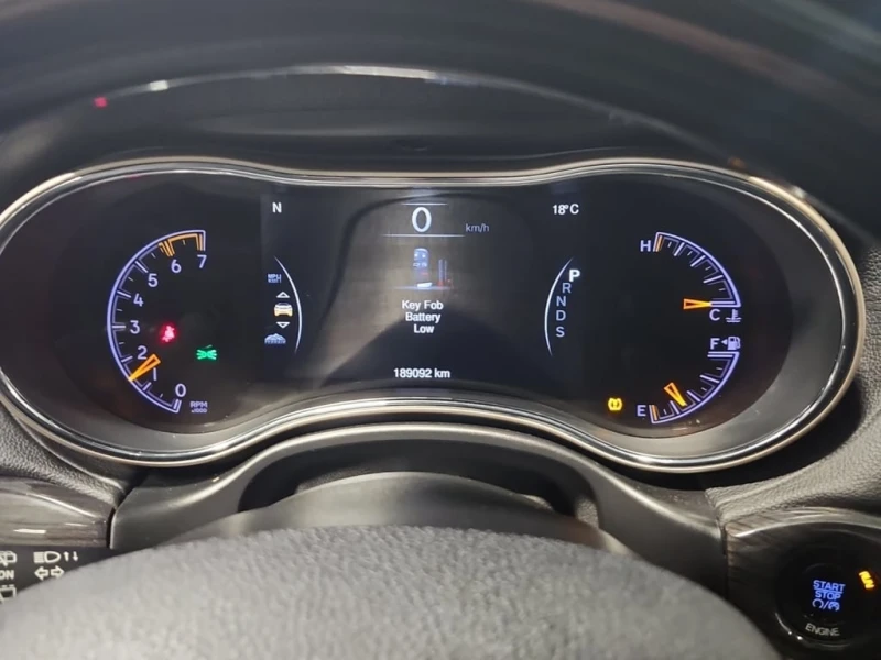 Jeep Grand cherokee * OVERLAND * CARFAX * БЕЗ ПЪРВОНАЧАЛНА ВНОСКА, снимка 9 - Автомобили и джипове - 53196257