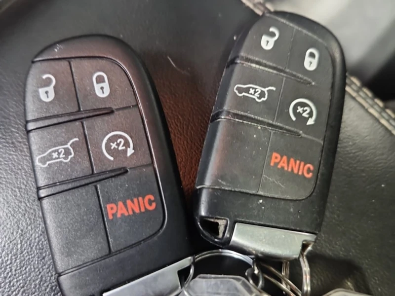 Jeep Grand cherokee * OVERLAND * CARFAX * БЕЗ ПЪРВОНАЧАЛНА ВНОСКА, снимка 8 - Автомобили и джипове - 53196257