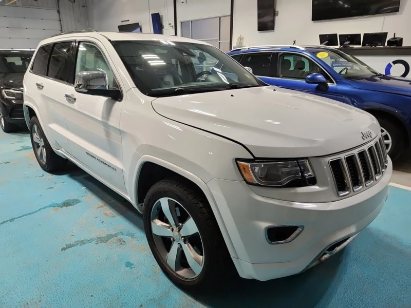 Jeep Grand cherokee * OVERLAND * CARFAX * БЕЗ ПЪРВОНАЧАЛНА ВНОСКА, снимка 2 - Автомобили и джипове - 53196257