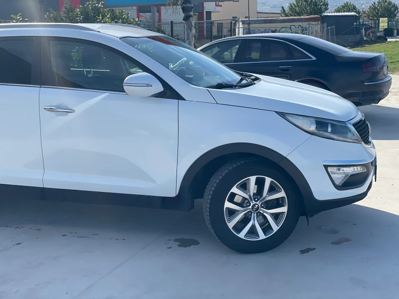 Kia Sportage 1.6 GDi, снимка 7 - Автомобили и джипове - 53600328