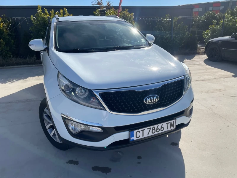 Kia Sportage 1.6 GDi, снимка 2 - Автомобили и джипове - 53600328