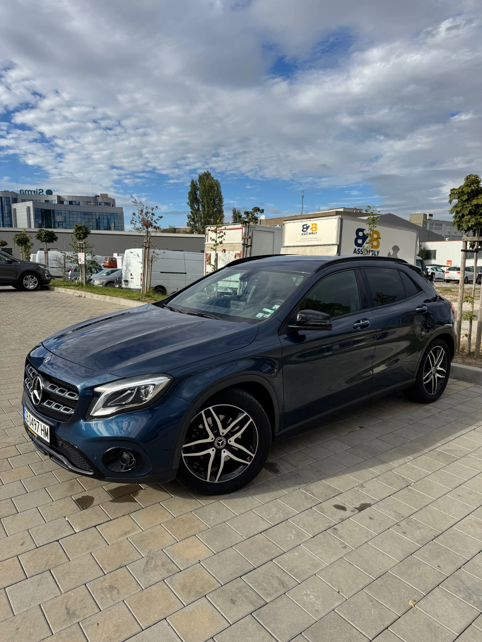 Mercedes-Benz GLA 220 4Matic/Memory/Keyless/Силвър Стар/1ви собственик, снимка 1