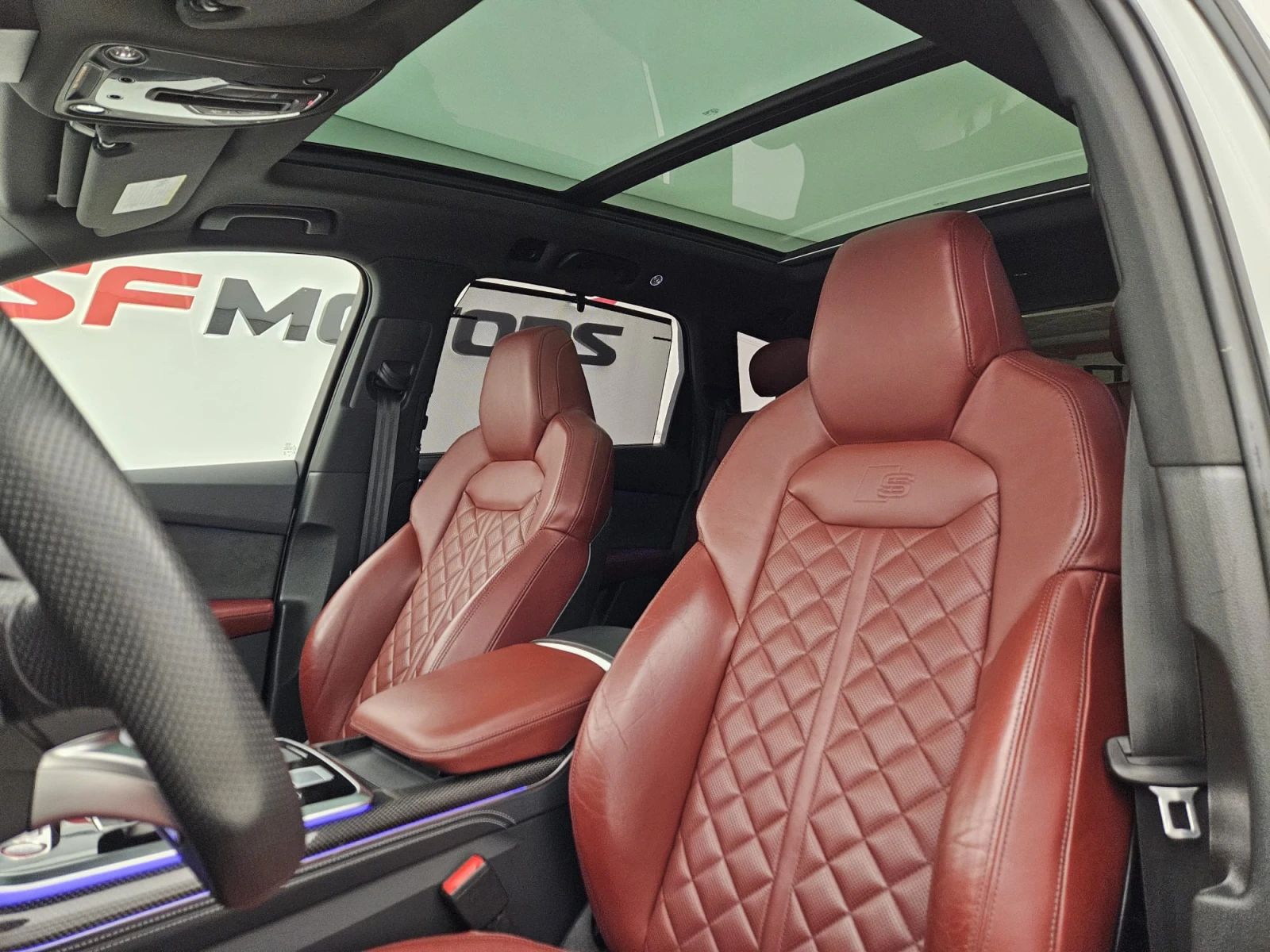 Audi SQ7 quattro 4.0 - изображение 8