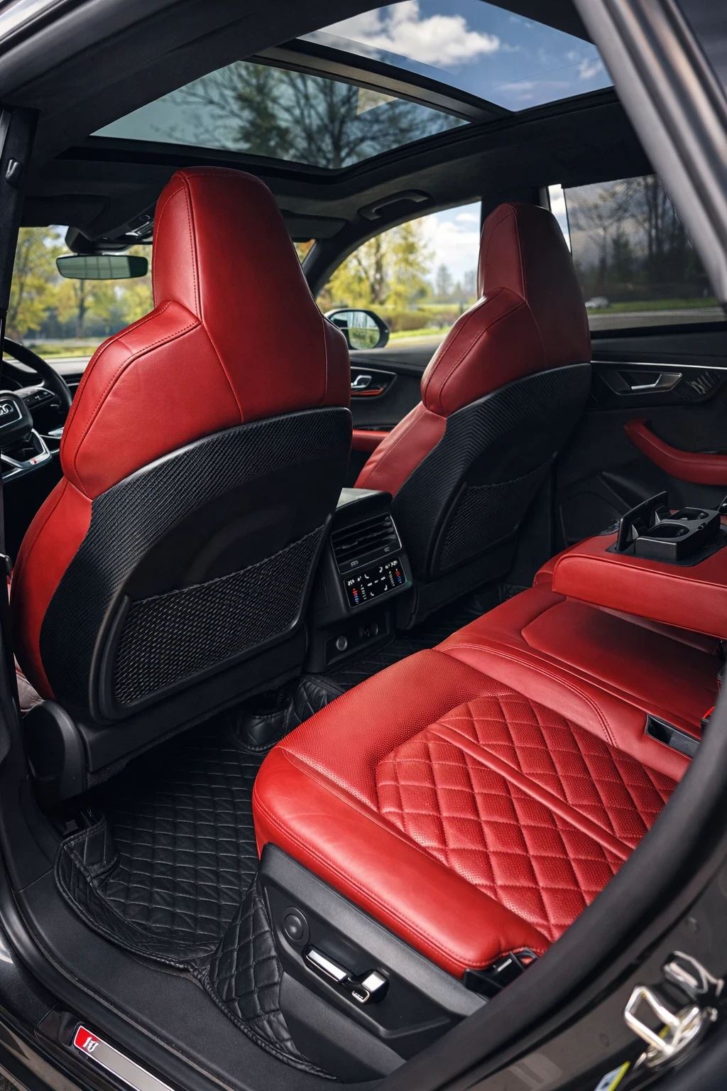 Audi SQ8 EXCLUSIVE limited edition FULL Лизинг - изображение 9