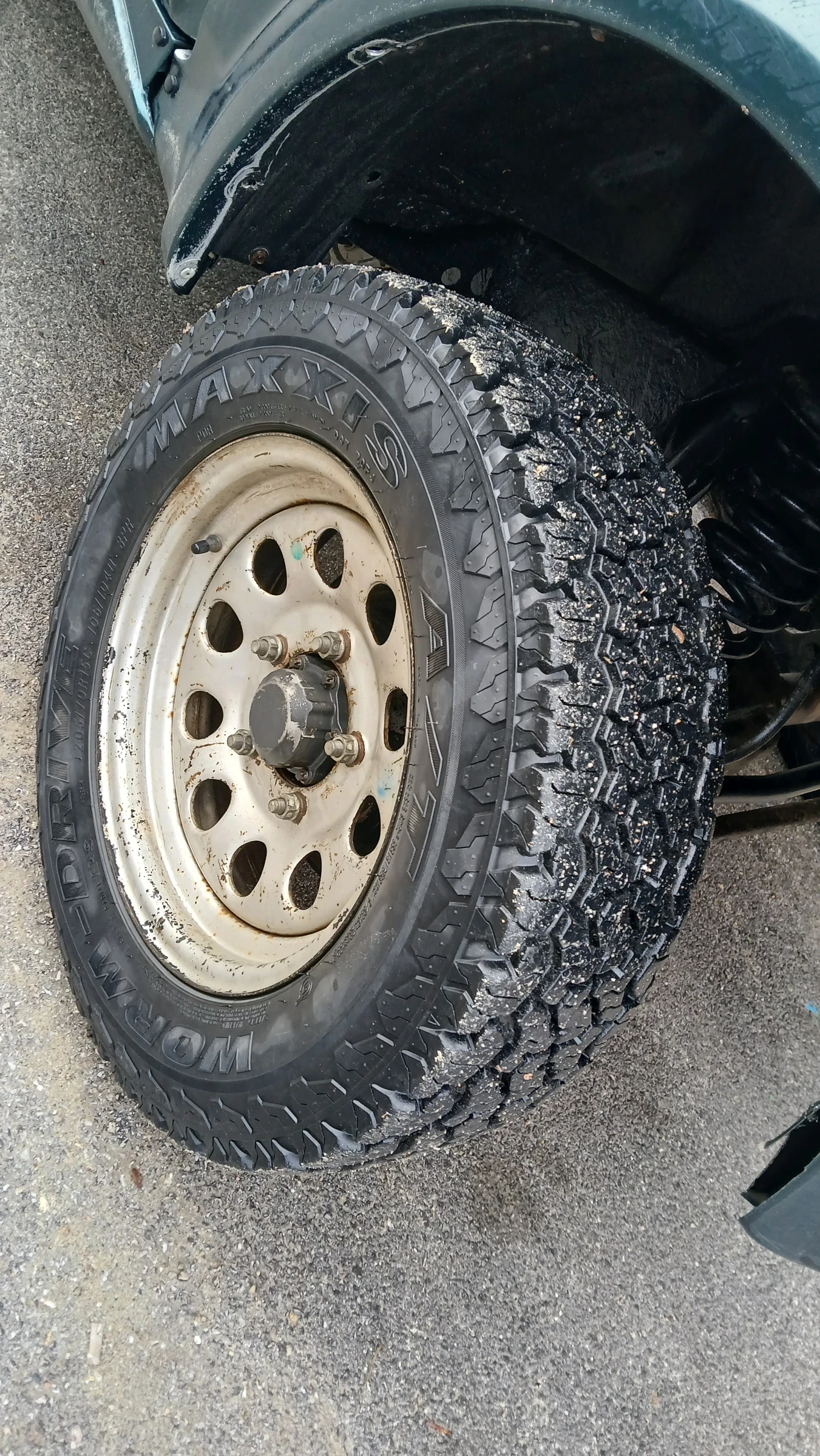 Suzuki Jimny 1.3 - изображение 5