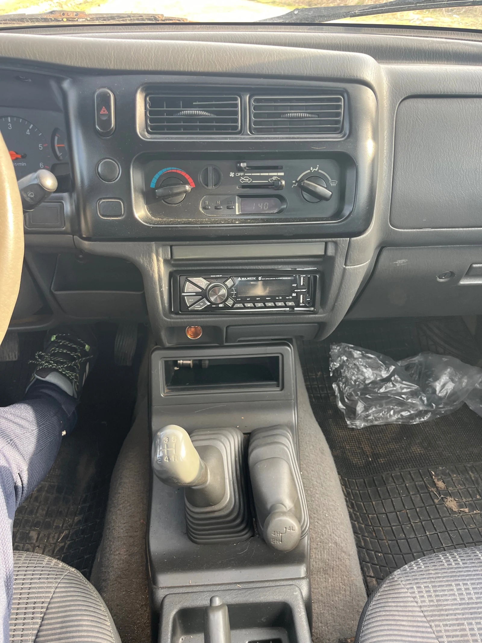 Mitsubishi L200 2.5 TDI , снимка 12 - Автомобили и джипове - 53803479