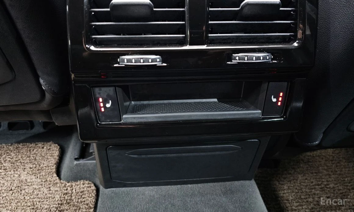 VW Touareg * 3.0TDI* PREMIUM* FULL* КРАЙНА ЦЕНА* , снимка 16 - Автомобили и джипове - 53995733