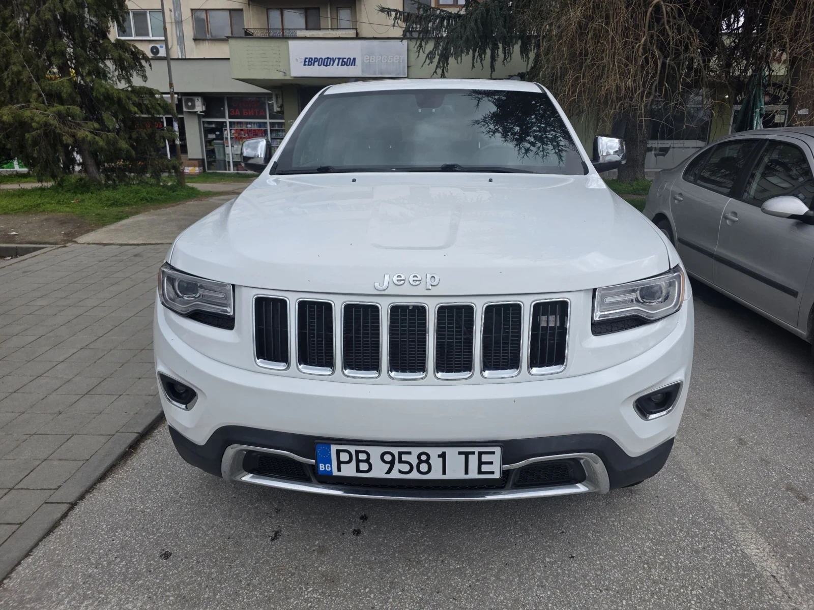 Jeep Grand cherokee Газова уредба, снимка 2 - Автомобили и джипове - 54177973