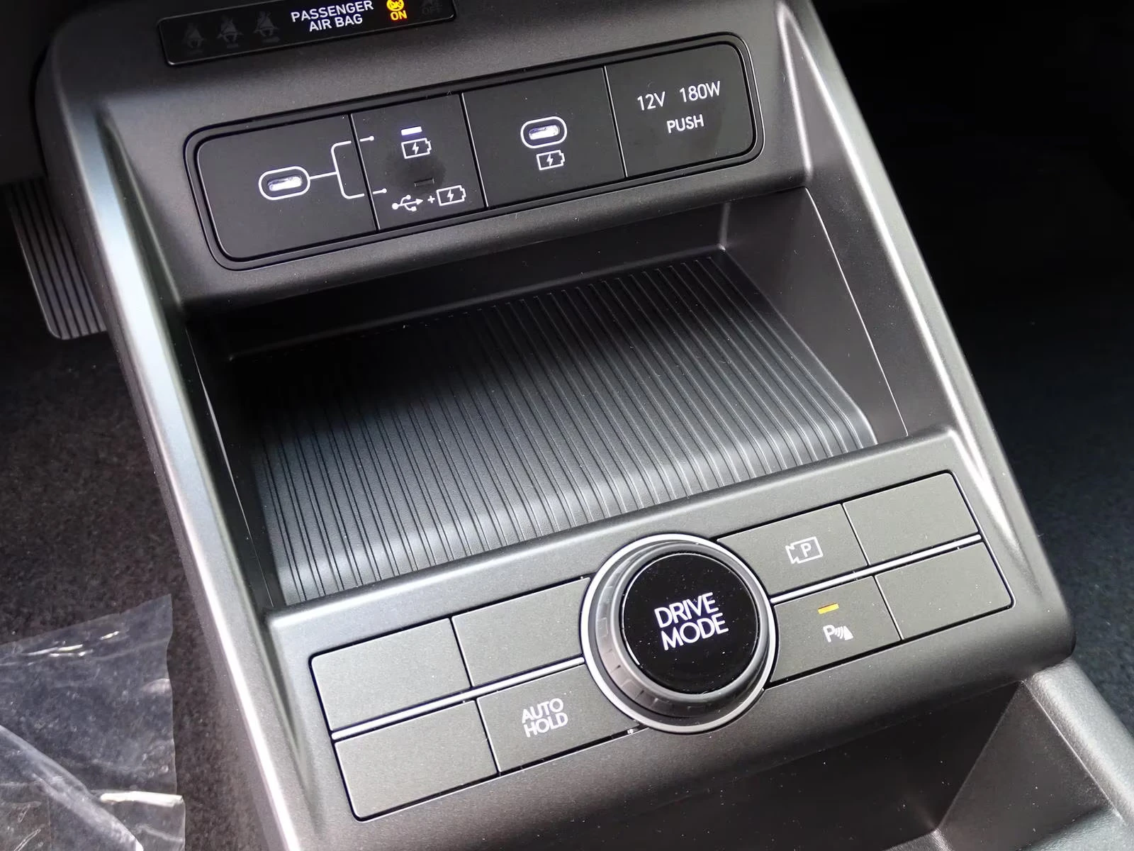 Hyundai Kona НОВ!/EV/156HP/SELECT/CAM/NAVI/LED/CPLAY/228q, снимка 9 - Автомобили и джипове - 54341918
