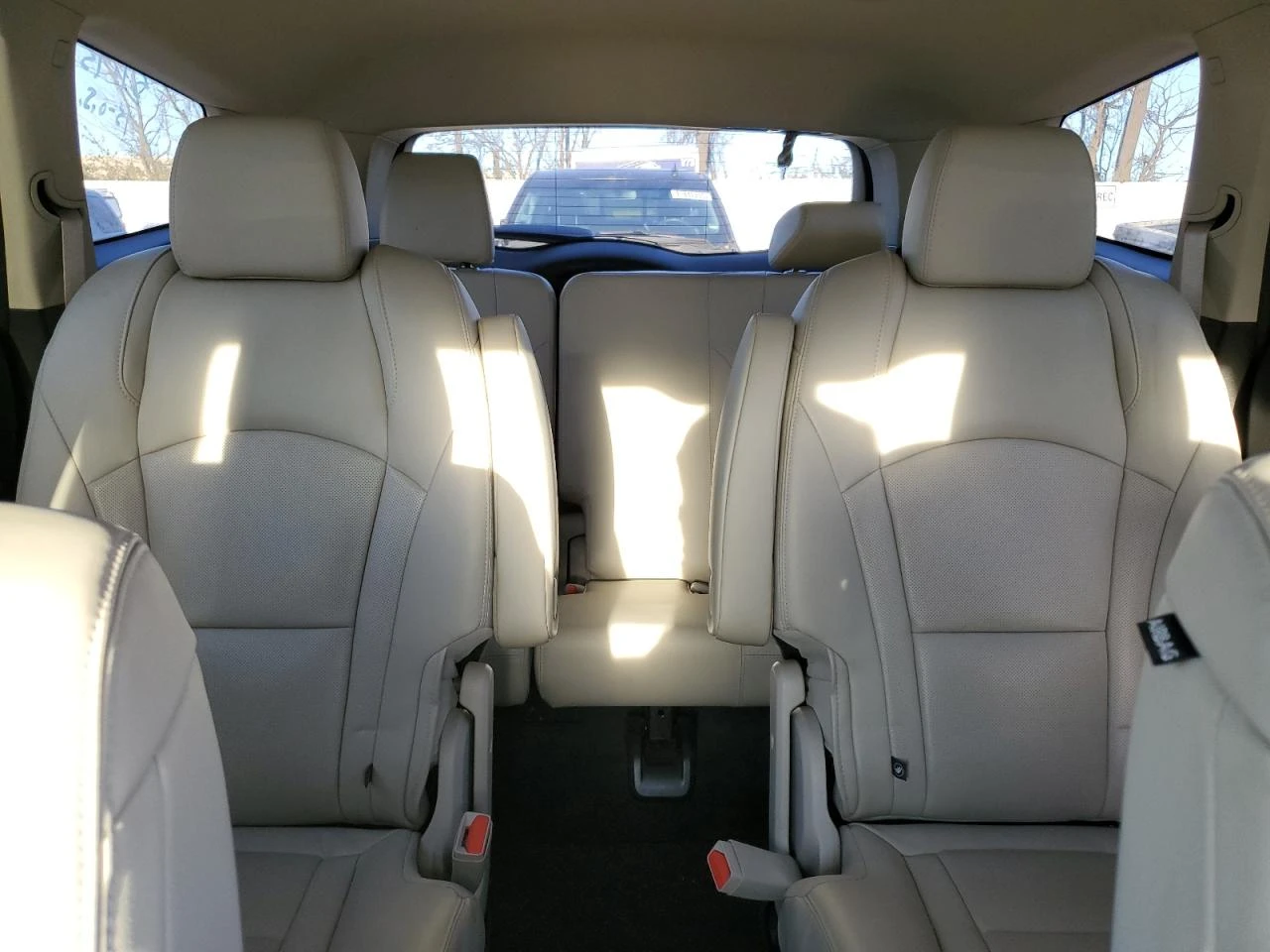 Buick Enclave 3.6l Essence, снимка 10 - Автомобили и джипове - 54364424