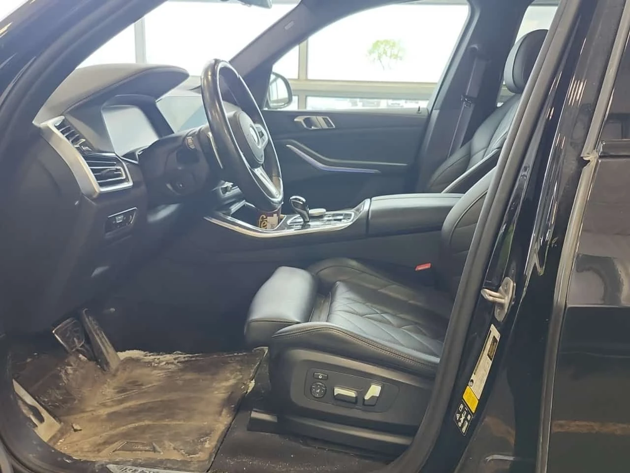 BMW X5 * xDrive40i * ПОДГРЕВИ * 360 * PANO * CARFAX, снимка 5 - Автомобили и джипове - 54611367