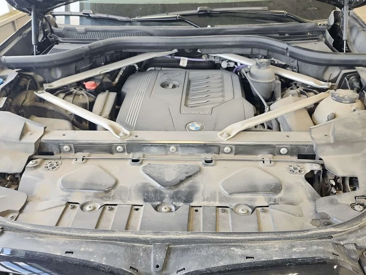 BMW X5 * xDrive40i * ПОДГРЕВИ * 360 * PANO * CARFAX, снимка 17 - Автомобили и джипове - 54611367